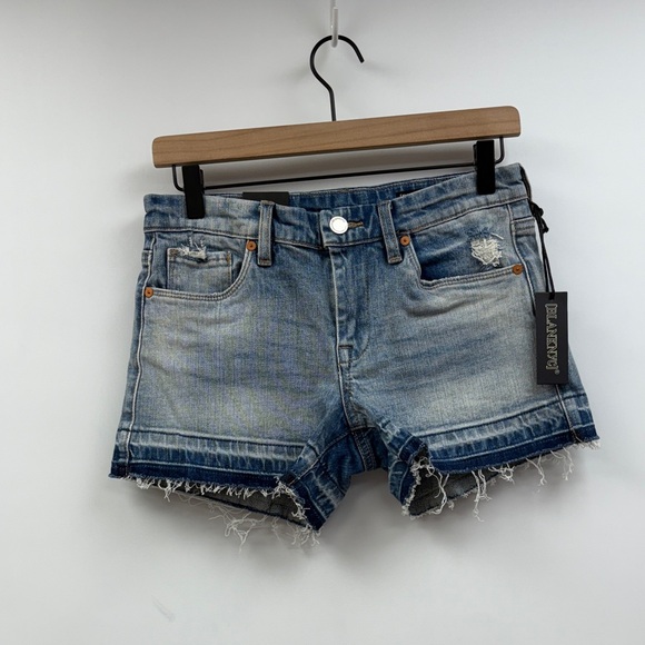 NWT Blank NYC The Essex Mid-Rise Distressed Shorts Light Wash Denim 26 - Picture 2 of 7